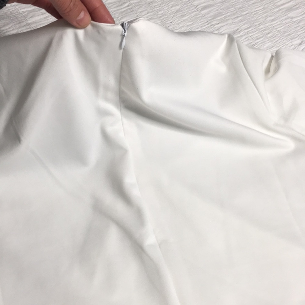 Dress - Picture 4 of 4